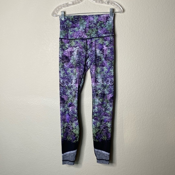 Lululemon Wunder Under high rise tight Nulux vivid vision size 8 eight EUC - Picture 1 of 7